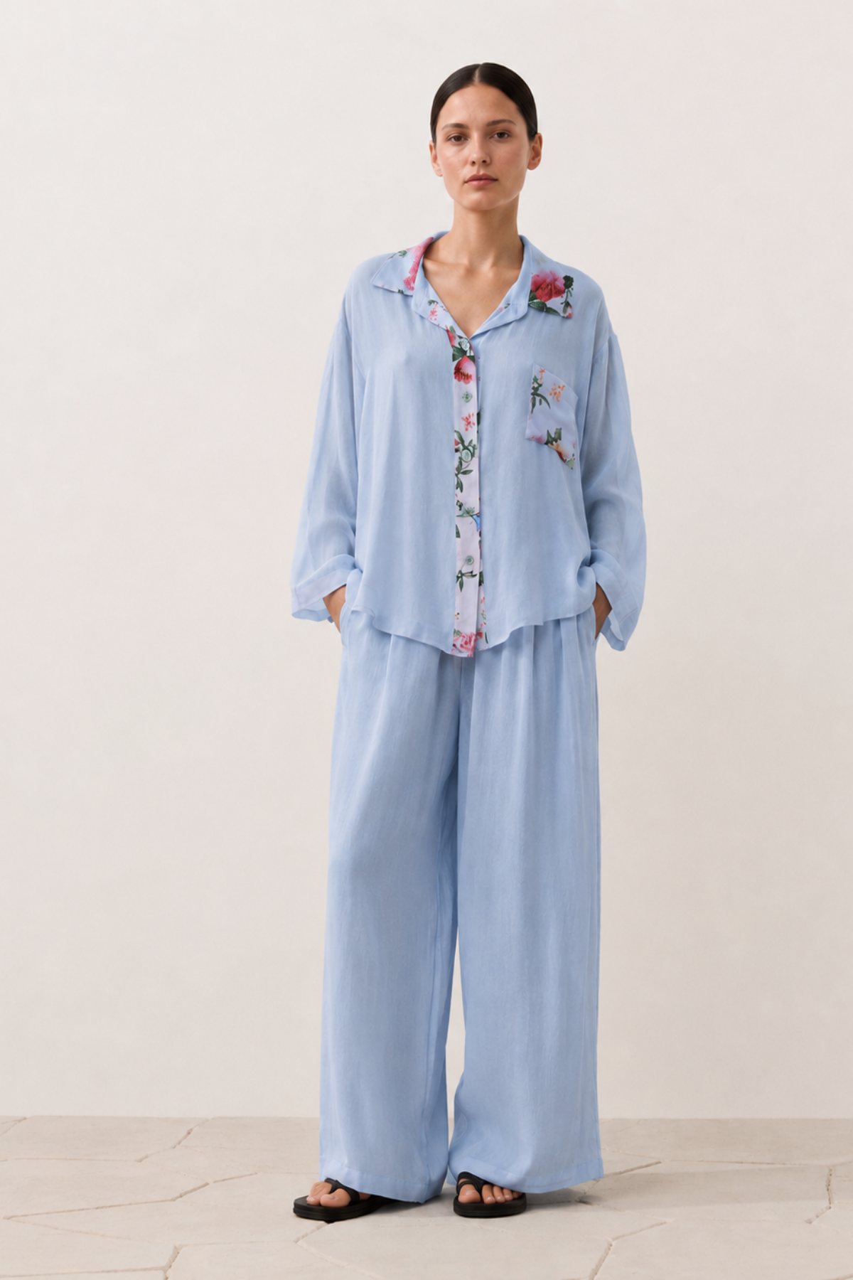 ensemble bleu fleuri Élégant ensemble bleu fleuri Élégant